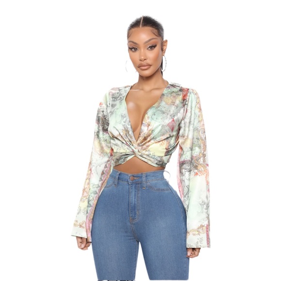 Fashion nova Paisley top - Picture 1 of 4